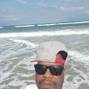 Meet your Posher, Howard